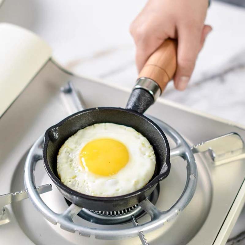 Campfire Cooking Anime - Egg Pan Cast Iron Skillet Frying